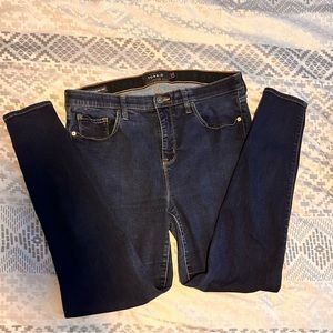 Torrid Sky High Skinny Crop Jeans Size 16T (Tall)